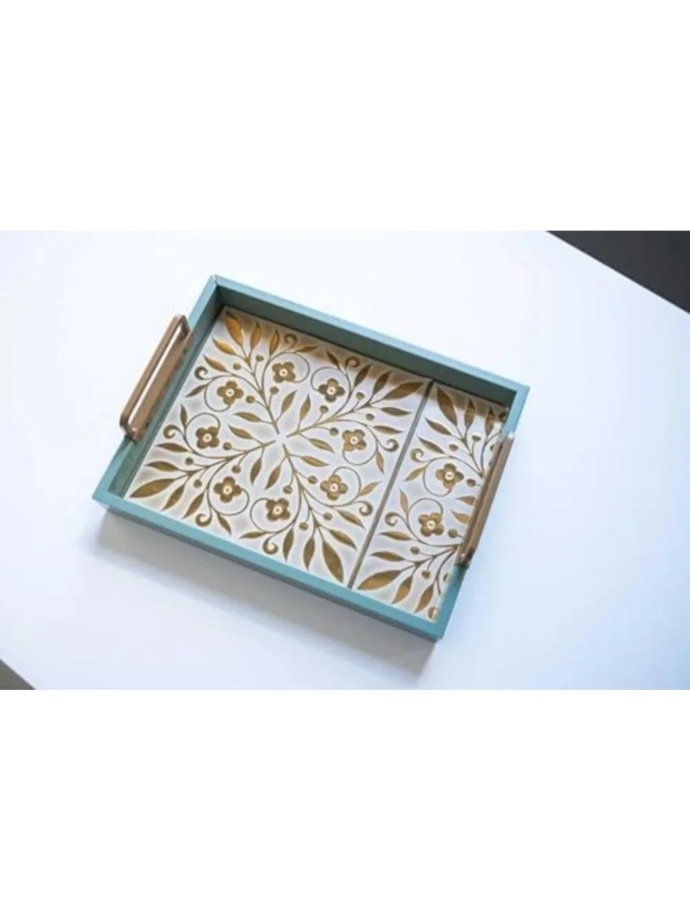 Stylish Peel and Stick Wallpaper Tiles - White & Gold Leaf Design, 24-Pack